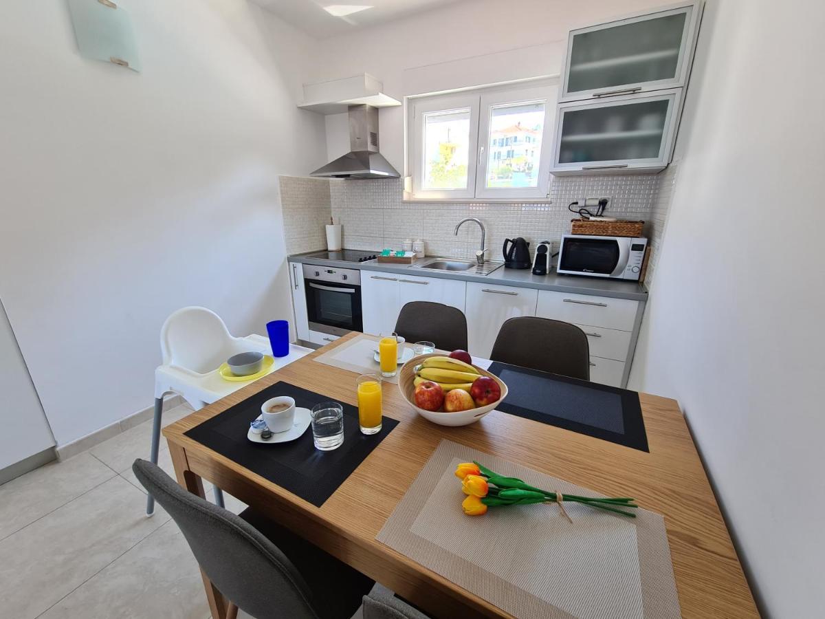 Modern Apartment Near The Sea-Mise Trogir Exteriér fotografie