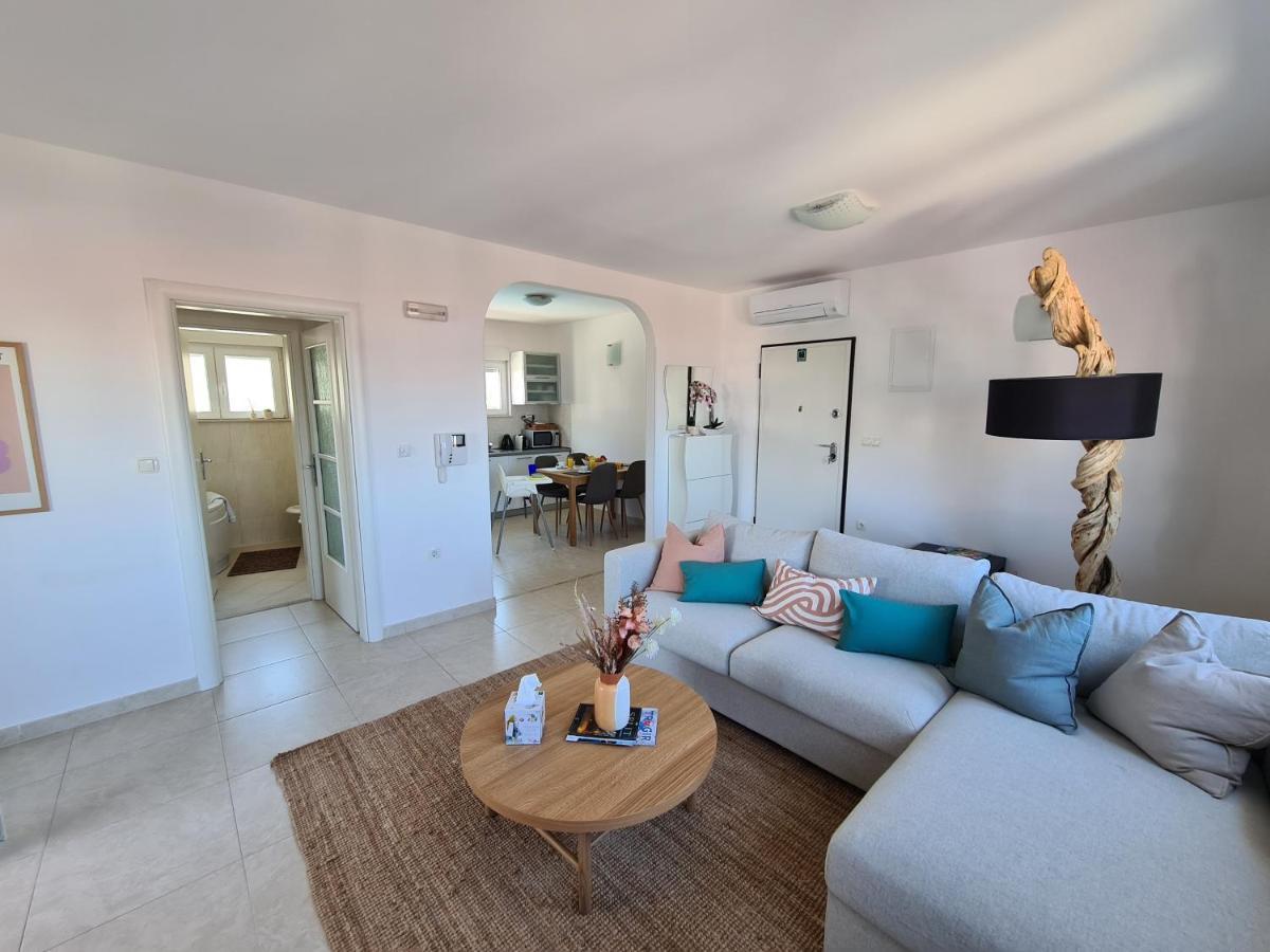Modern Apartment Near The Sea-Mise Trogir Exteriér fotografie