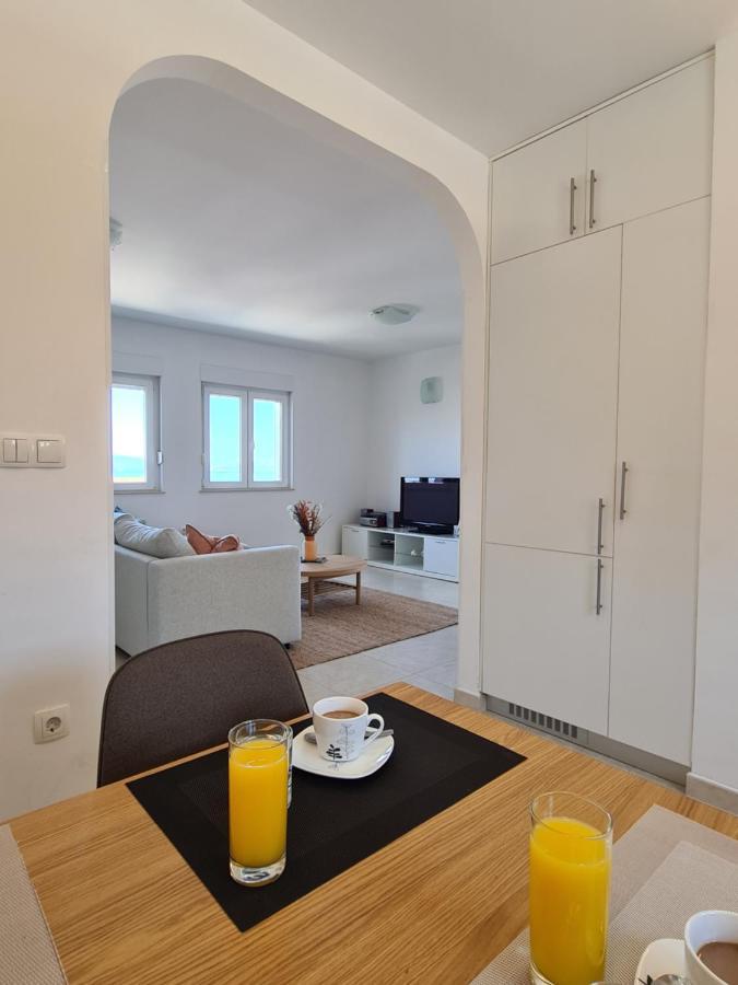 Modern Apartment Near The Sea-Mise Trogir Exteriér fotografie